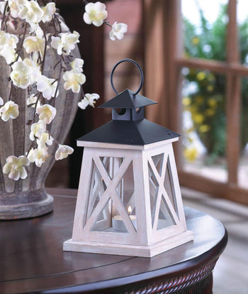 Colonial Heights Wood Lantern - crazydecor