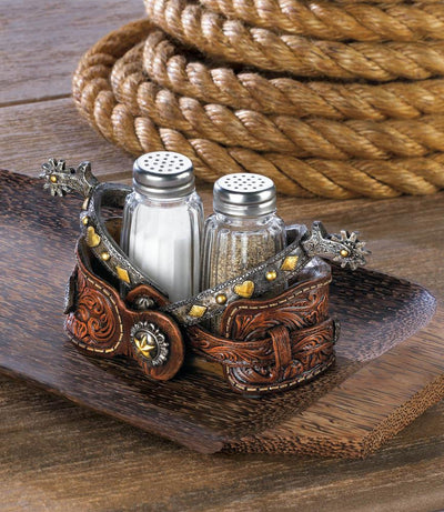 Cowboy Spurs Shaker Set - crazydecor