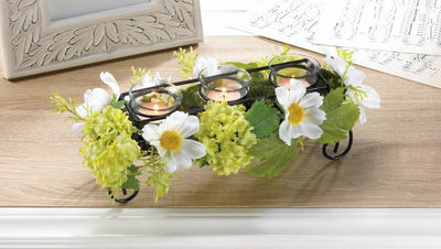 Blooming Faux Daisy Candle Holder - crazydecor