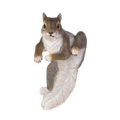 Climbing "Chip" Squirrel Decor - crazydecor